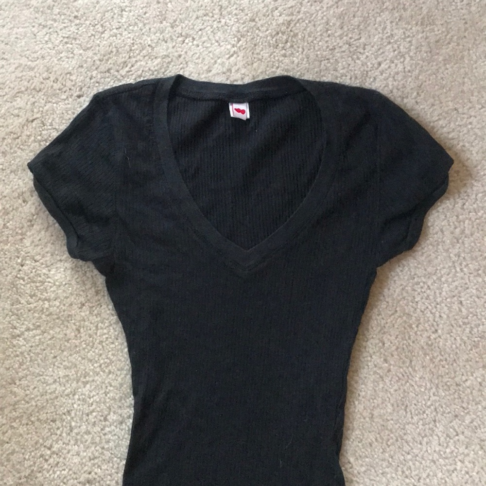 Black Ribbed Vneck - Picture 2 of 5